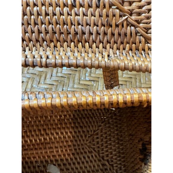 Vintage Rectangular Woven Rattan Basket With Lid & Black Accents - Picture 8 of 13